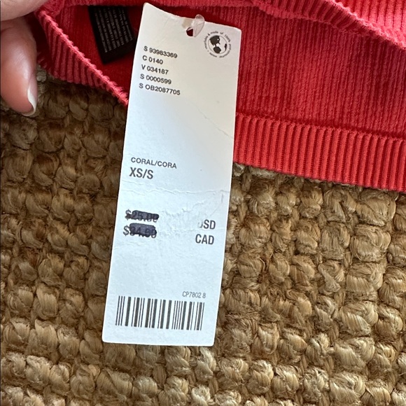 Red and Blue Ribbed Tank Tops - Picture 6 of 7